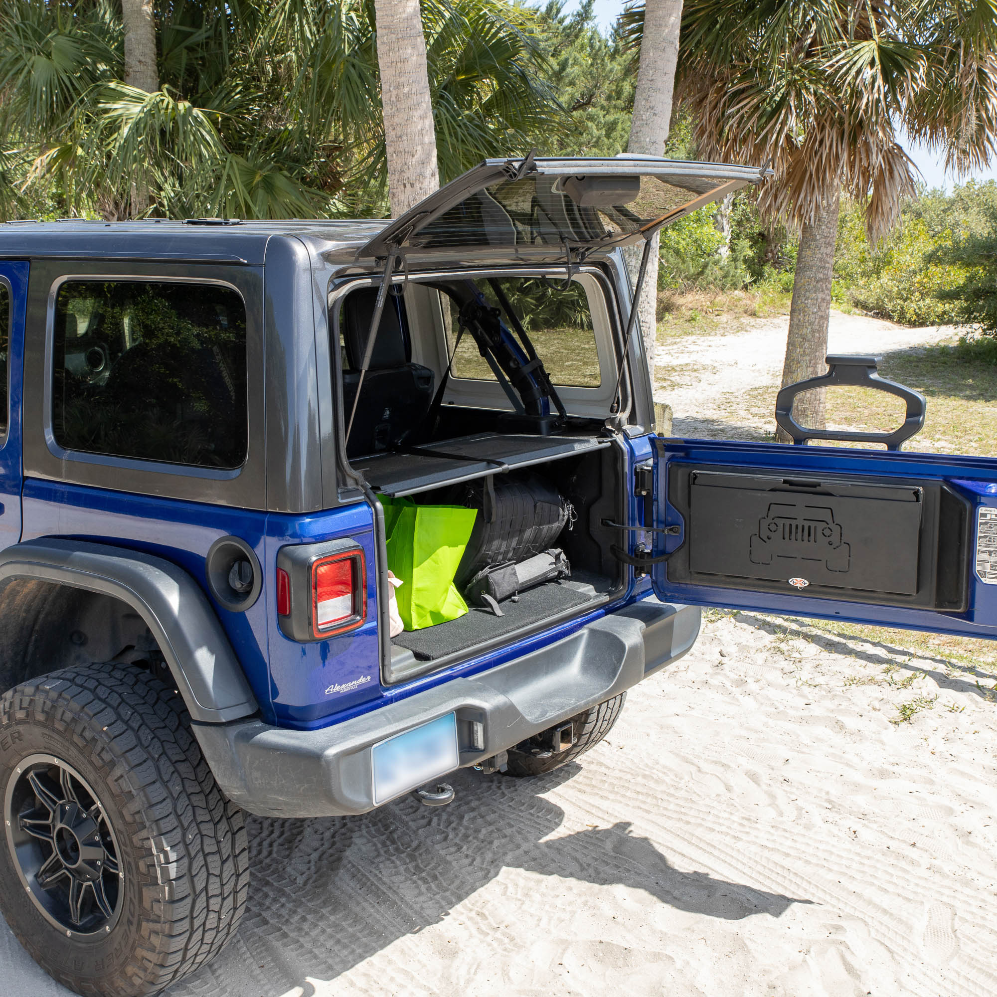Jeep JKU / JLU 4-Door EZTRUNK by EZ4X4